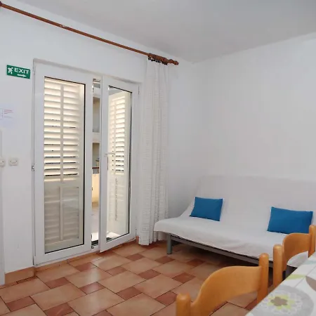 Kraj, Tratica Apartment *