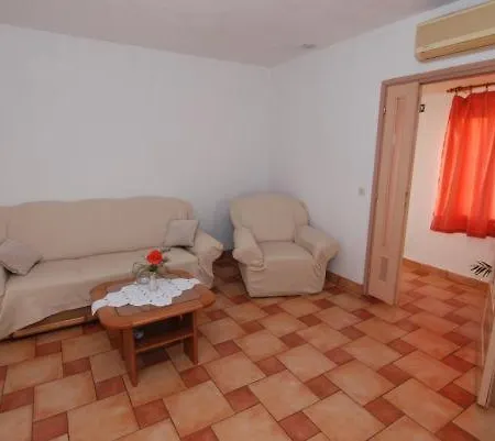 Kraj, Tratica Kraj (Zadar)